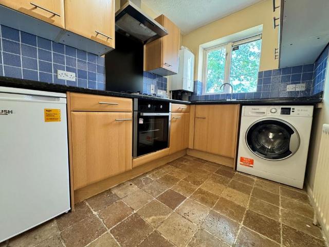 Apartment for rent in Totteridge, Tylers Green