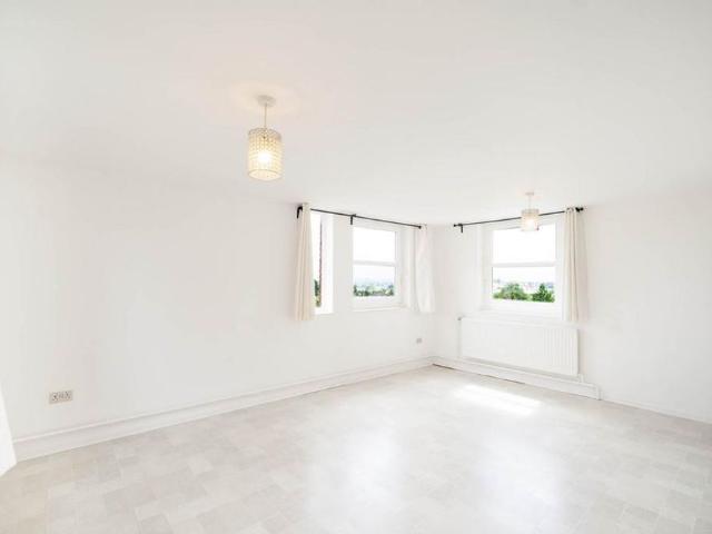 Apartment for rent in Greater London