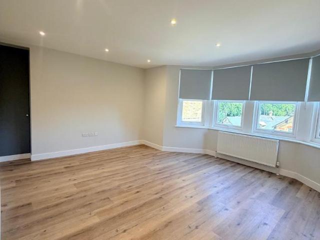 Flat for rent in Beckenham, Greater London