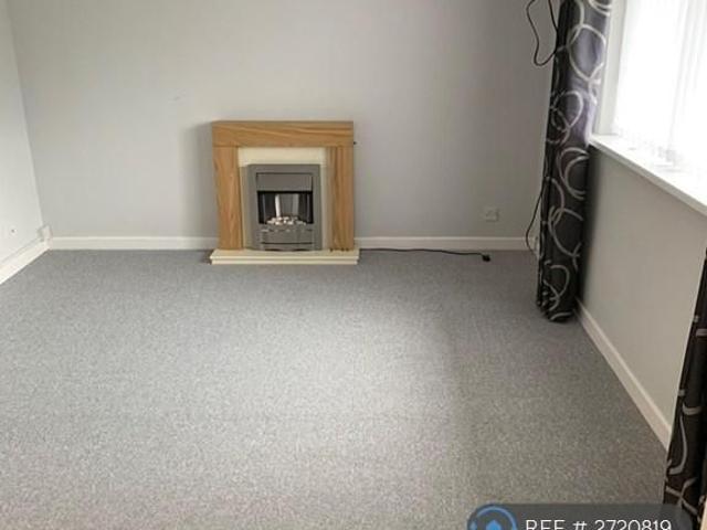 Apartment for rent in Overchurch Hill, Moreton
