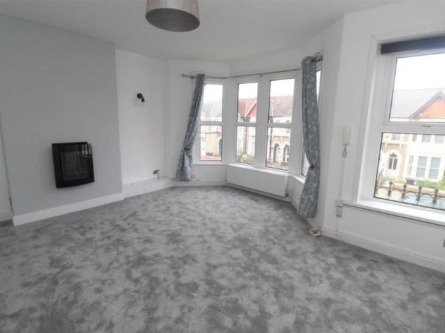 Apartment for rent in Falcon Lodge, Wales