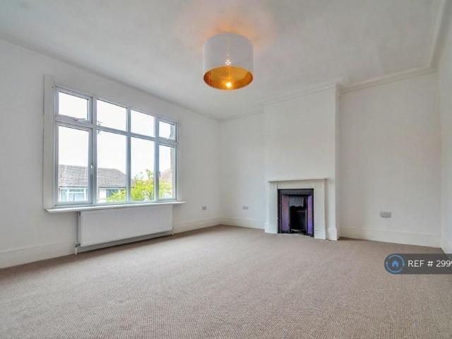 Apartment for rent in Alton Barnes, Essex