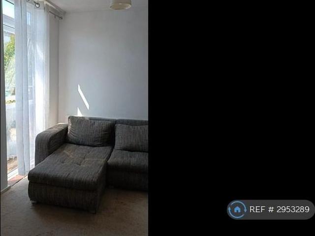 Apartment for rent in London Borough of Merton, South Wimbledon