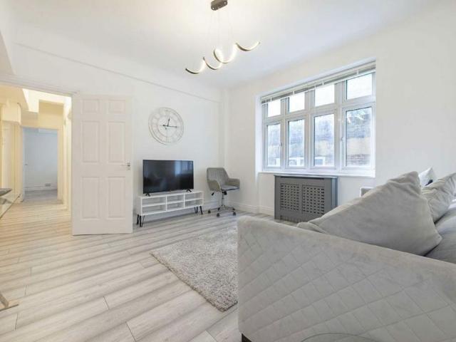 Apartment for rent in St. John's Wood, Greater London