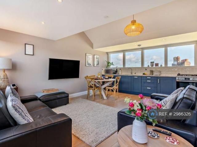 Apartment for rent in Tenby, Wales