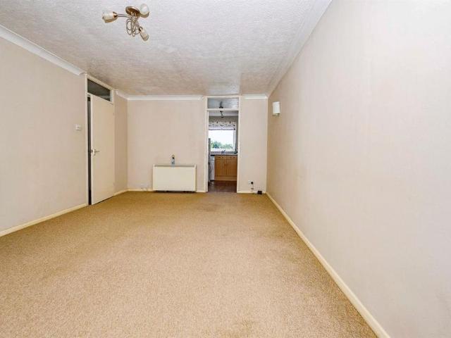 Apartment for rent in Woodhall Farm, Pouchen End