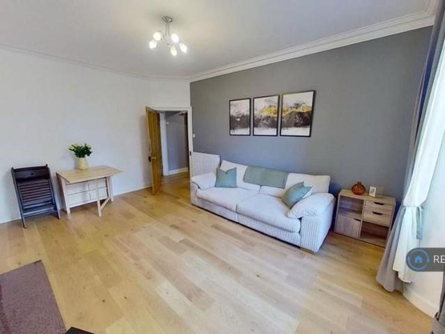 Apartment for rent in Morningside, Scotland