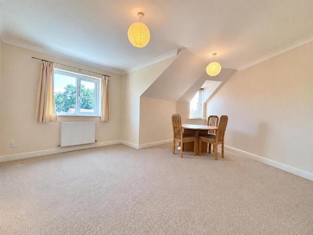 Apartment for rent in Binstead, Ryde