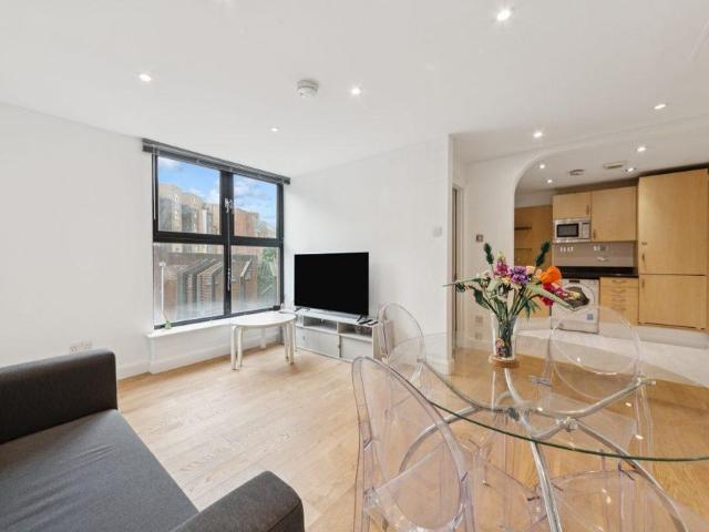 Apartment for rent in Brompton, Greater London