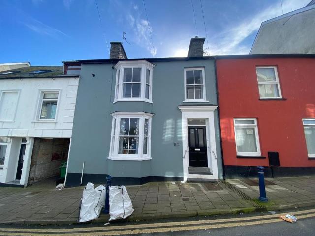 Flat for rent in Waun Fawr, Wales