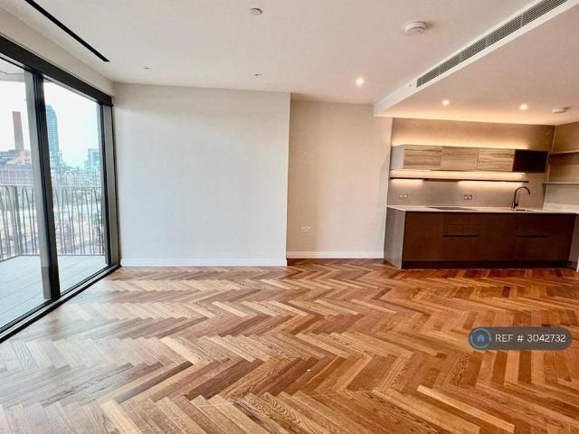Apartment for rent in Walham Green, Greater London