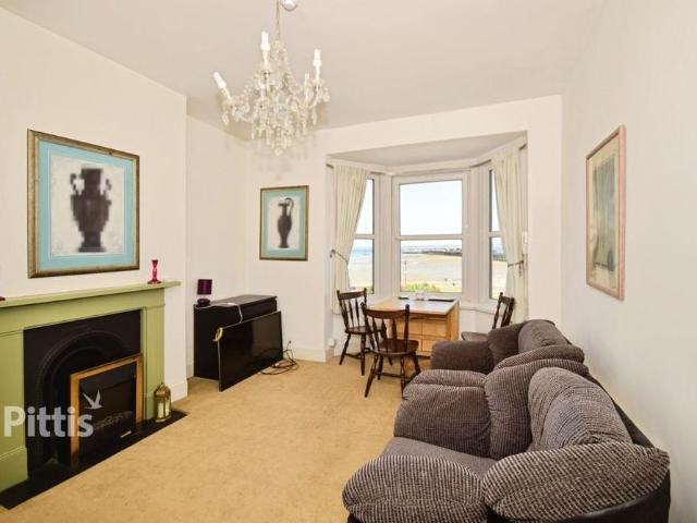 Apartment for rent in Binstead, Ryde