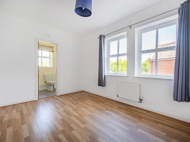 Apartment for rent in Belmont, Dromore
