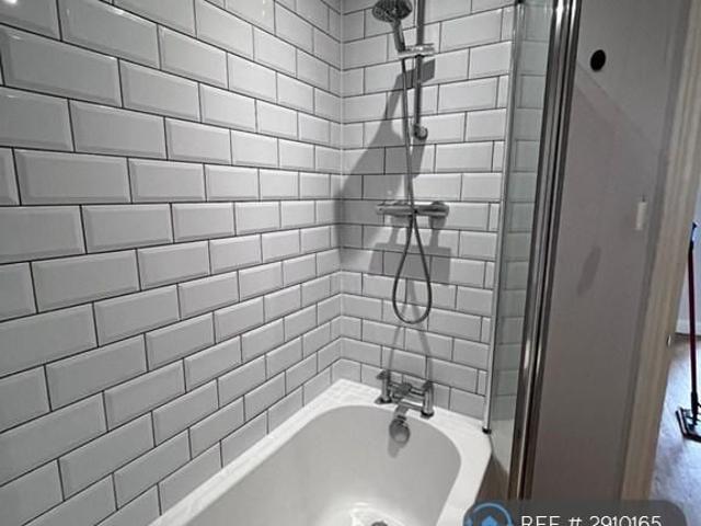 Apartment for rent in Jarvis Brook, Cross In Hand