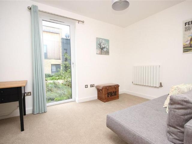 Apartment for rent in Oaklands, Fretherne