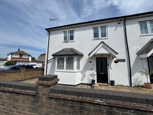 Flat for rent in Stanwell, Stanwell