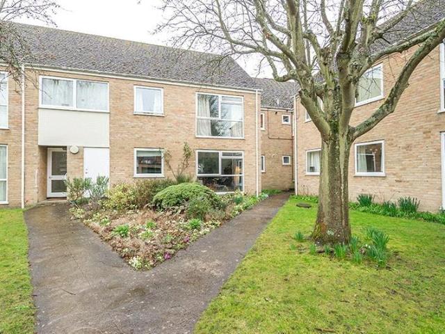 Flat for rent in Black Bourton, Oxfordshire