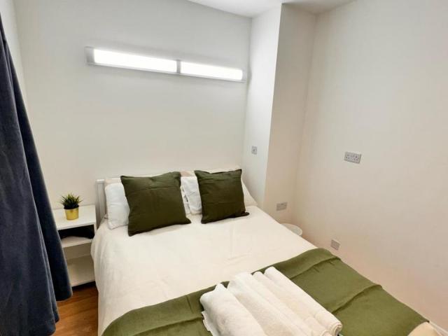 Flat for rent in London Yard, Cat Hill