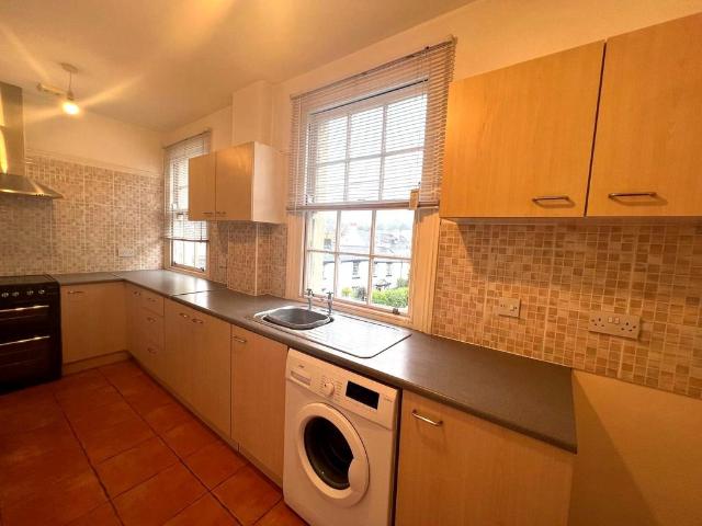 Flat for rent in Upton, Babbacombe