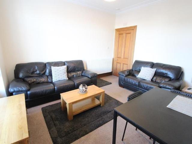 Apartment for rent in Sunnybank, Ballindoch