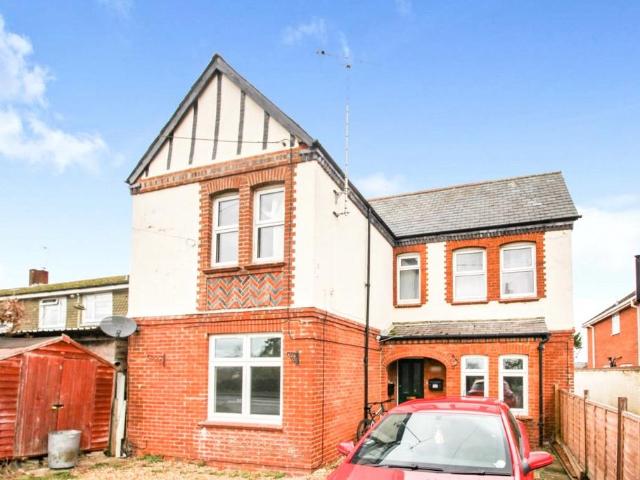 Flat for rent in Barton Stacey, Hampshire