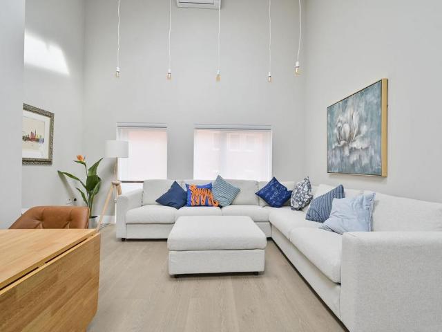 Flat for rent in Chinatown, Greater London