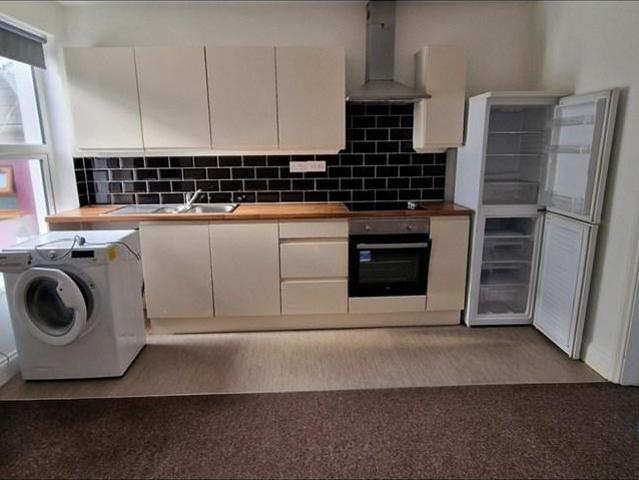 Flat for rent in Rodbourne, Swindon