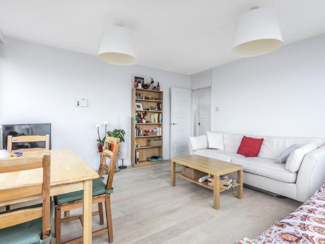 Flat for rent in Battersea, Greater London