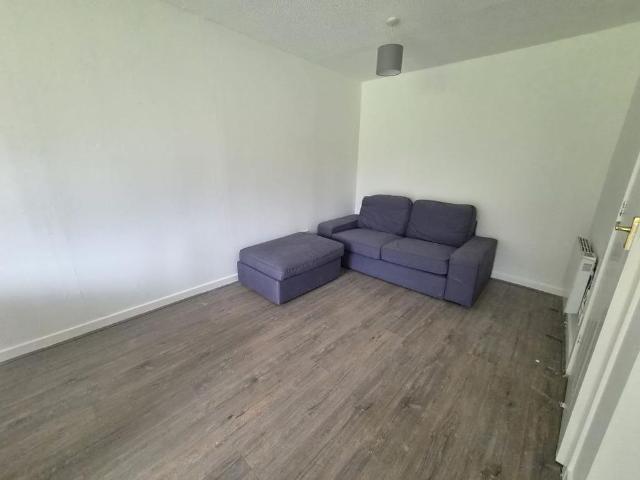 Apartment for rent in Petershill, Glasgow