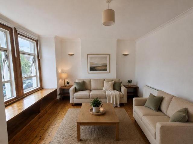 Apartment for rent in London Borough of Merton, Collier's Wood