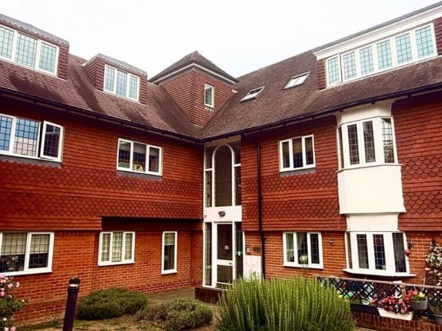 Apartment for rent in Merstham, Reigate and Banstead