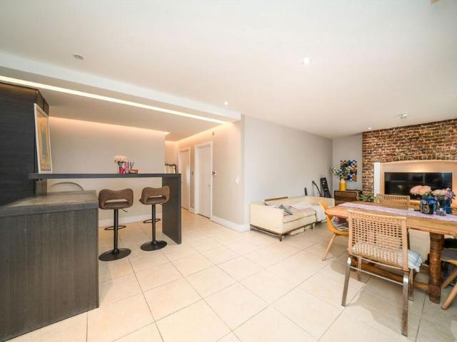 Apartment for rent in Clapham, Greater London