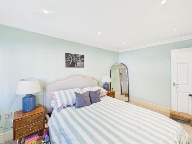 Apartment for rent in Lower Walkley, Walkley