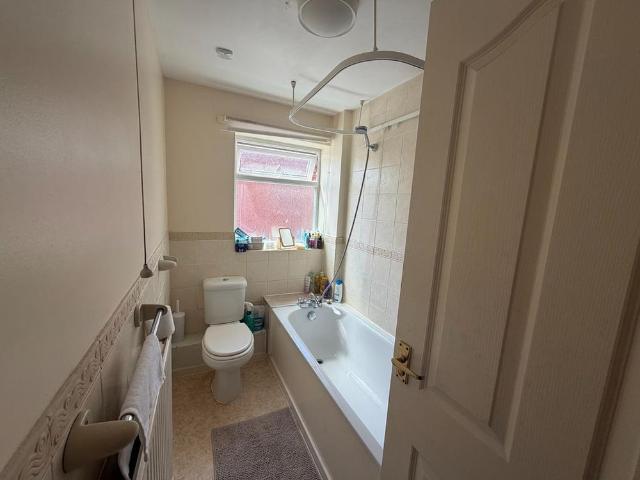 Apartment for rent in Little Mountain, Wales