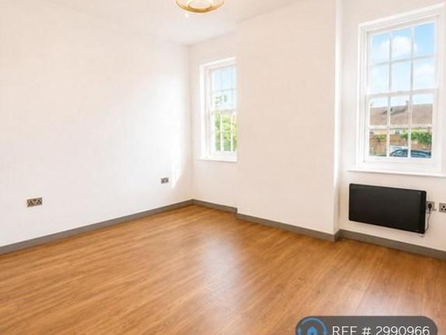 Apartment for rent in Stroud Green, Barling