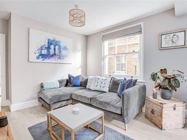Apartment for rent in Clapham Junction, Greater London