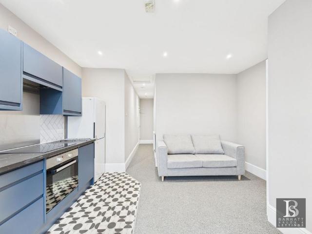 Apartment for rent in Rodbourne, Swindon