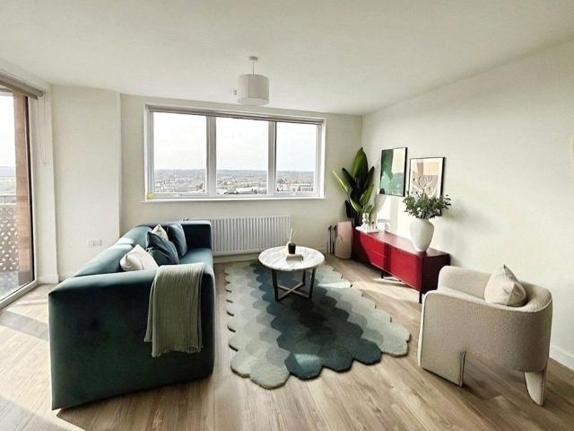 Apartment for rent in Birch Green, Lower Halliford