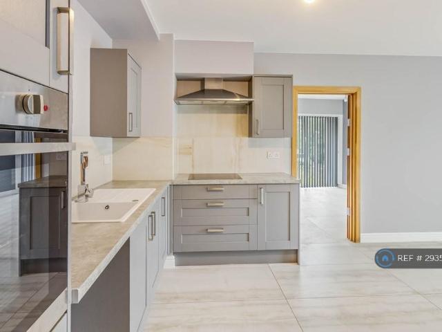 Flat for rent in Hilltop, Vale