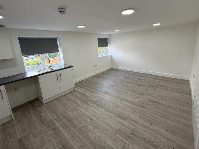 Flat for rent in Wood End, Wednesfield