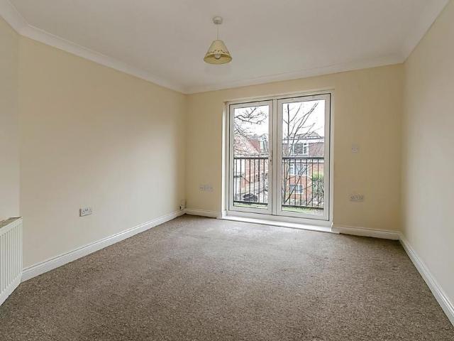 Apartment for rent in Talbot Village, Bournemouth
