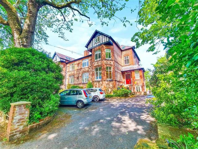 Flat for rent in Altrincham, Bowdon