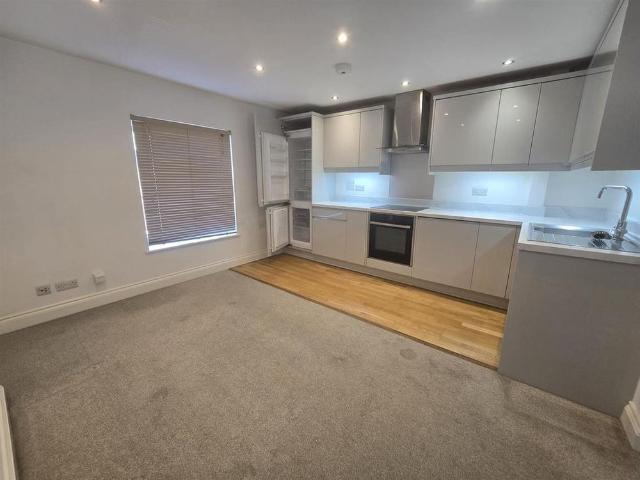 Apartment for rent in World's End, Perryfields