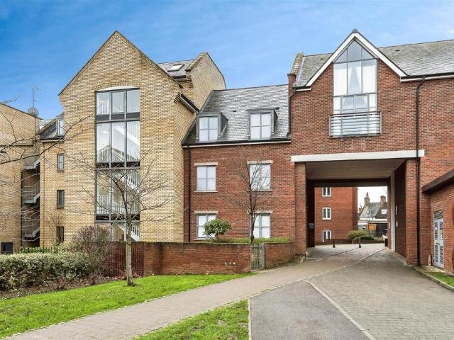 Flat for rent in King's Walden, Isle Of Man