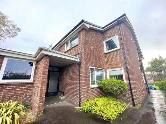 Flat for rent in Bassett Green, City Of Southampton