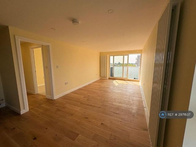 Apartment for rent in Carshalton Beeches, Greater London