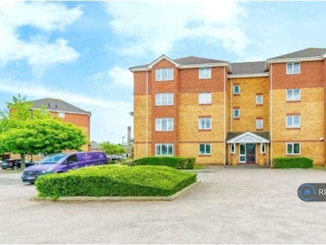 Flat for rent in London Borough of Croydon, Greater London