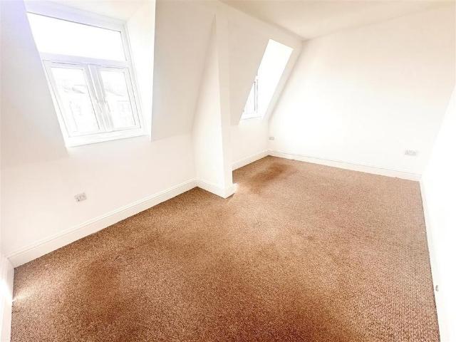 Apartment for rent in Bohemia, Guestling Green
