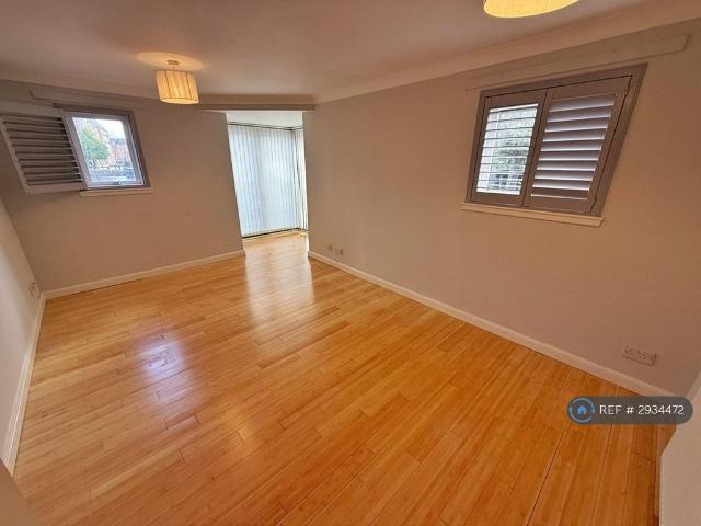 Flat for rent in North Leith, Leith