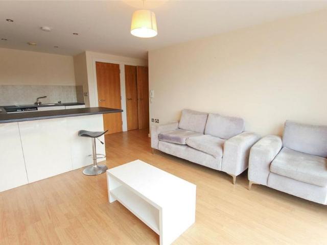 Apartment for rent in Calderstones